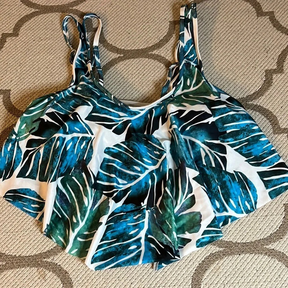 Tropical bikini flowy top - Picture 3 of 14